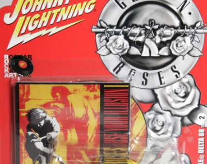 GUNS N ROSES CARS: USE YOUR ILLUSION I-1 - JOHNNY LIGHTNING-2005 Supply